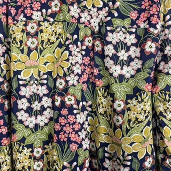 Talbots Floral Popover Blouse Blue Multicolor Size L Button Long Sleeve - Picture 7 of 7